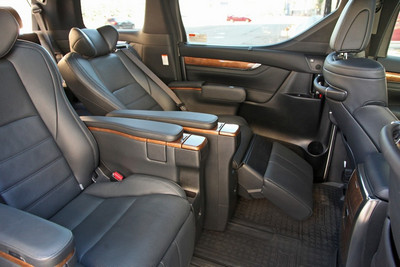 Раскладные кресла Toyota Alphard