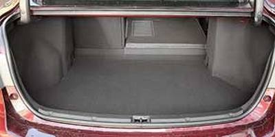 Багажное отделение Toyota Avensis