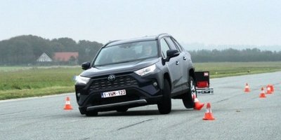 Toyota RAV4 прошёл тест на устойчивость